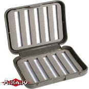 Коробочка для нахлыстовых мушек Mikado UAM-002C (12.4x9.2x3см.)